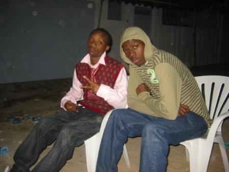 WEUZ FEAT CMC
