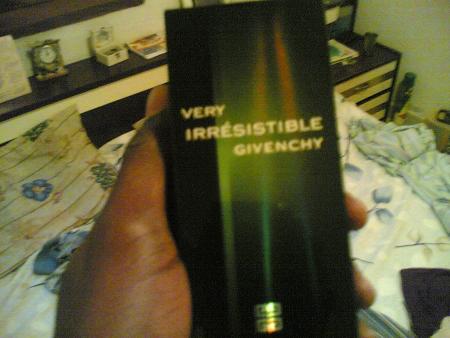 GIVENCHY